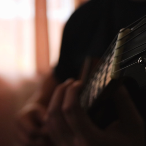 日本老淫棍和自己的9?日本女人
